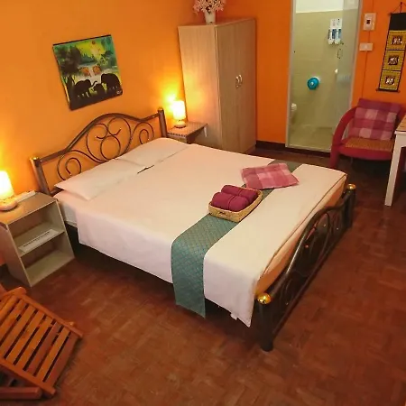Meechok Home Chiang Mai Exterior photo
